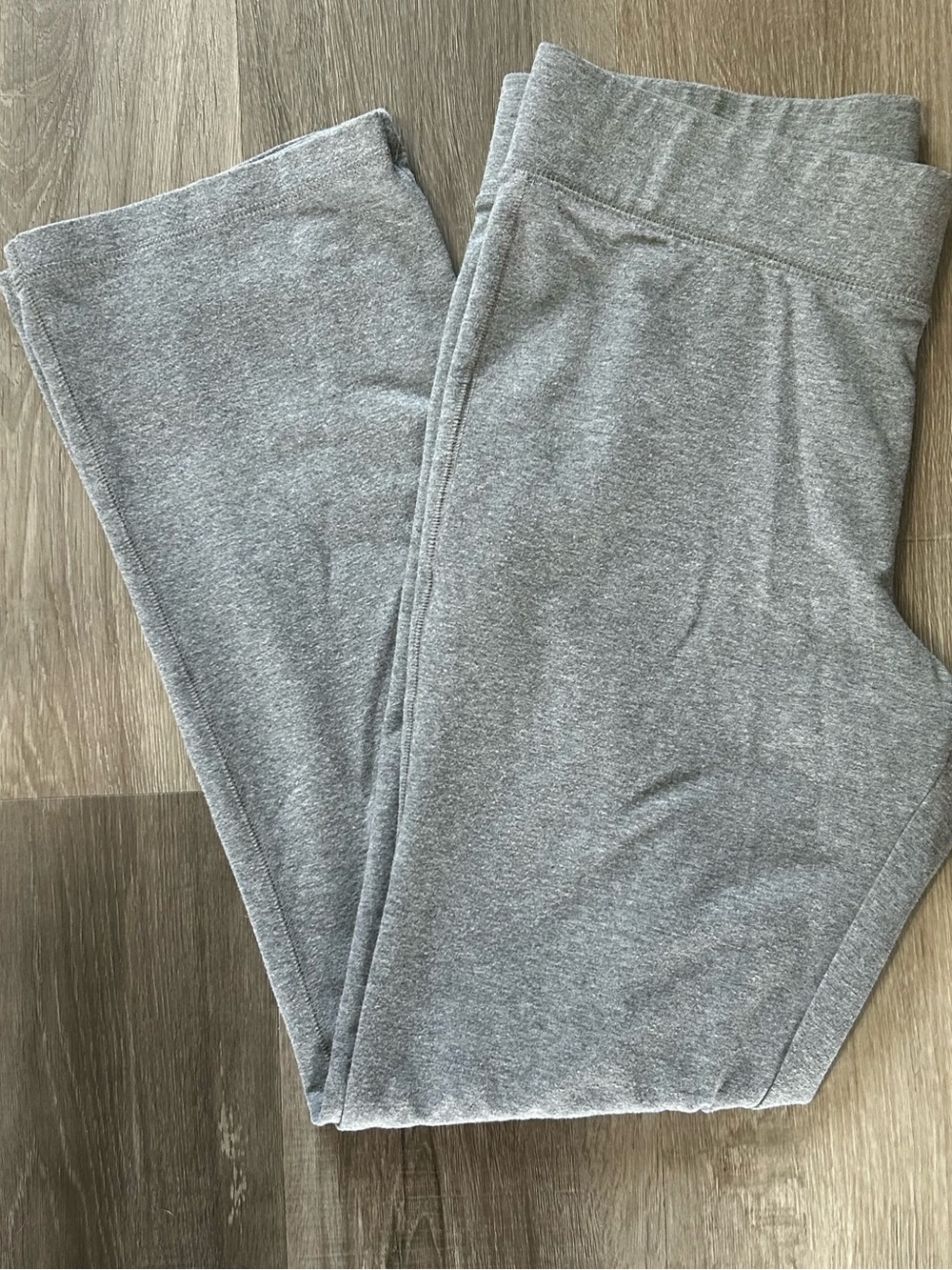 Sonoma Heathered Gray Lounge Pants Medium Short Style